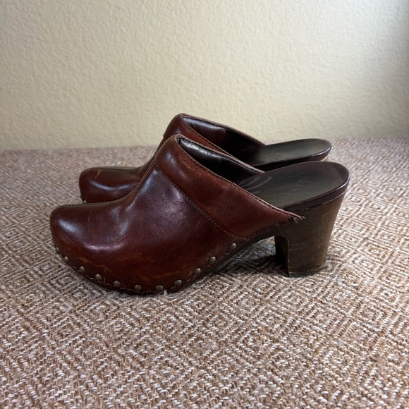 Dansko Rae Women’s Brown Leather Studded Heels Clogs Sz 38 US 7.5-8 Boho Grunge - Picture 11 of 16